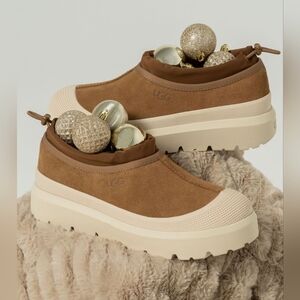 Size 4 - 🆕️ UGG Kids Tasman Suede Slip-On Slipper-Chestnut